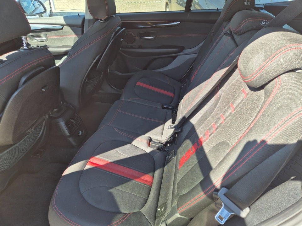 BMW 218d 2,0 Active Tourer Advantage 5d
