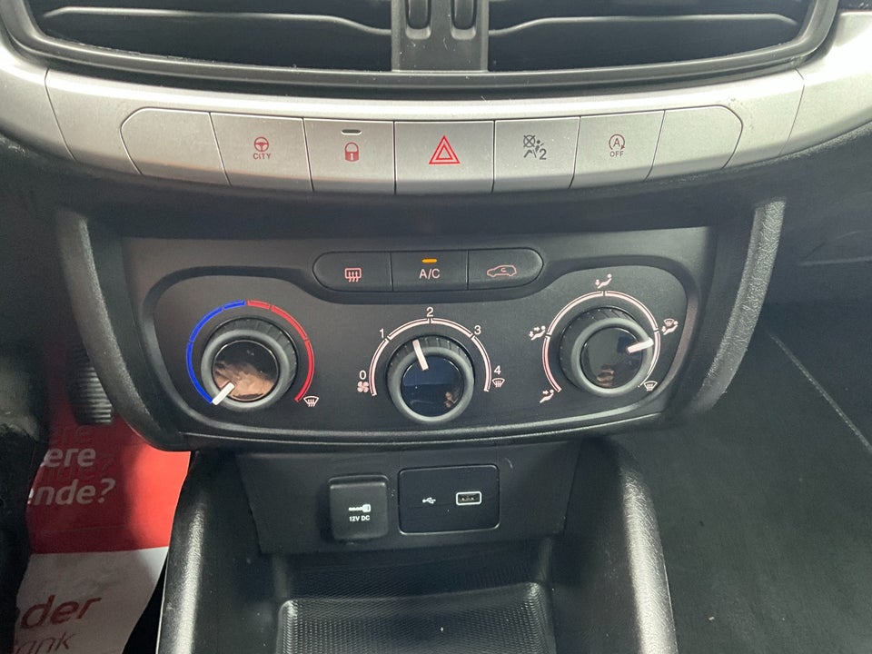 Fiat Tipo 1,4 16V Street SW 5d
