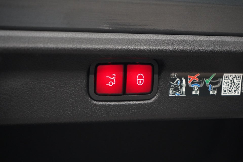 Mercedes EQE350 AMG Line 4d
