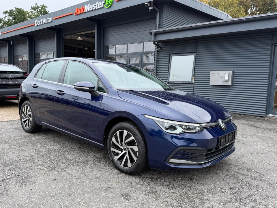 VW Golf VIII 1,4 eHybrid DSG 5d