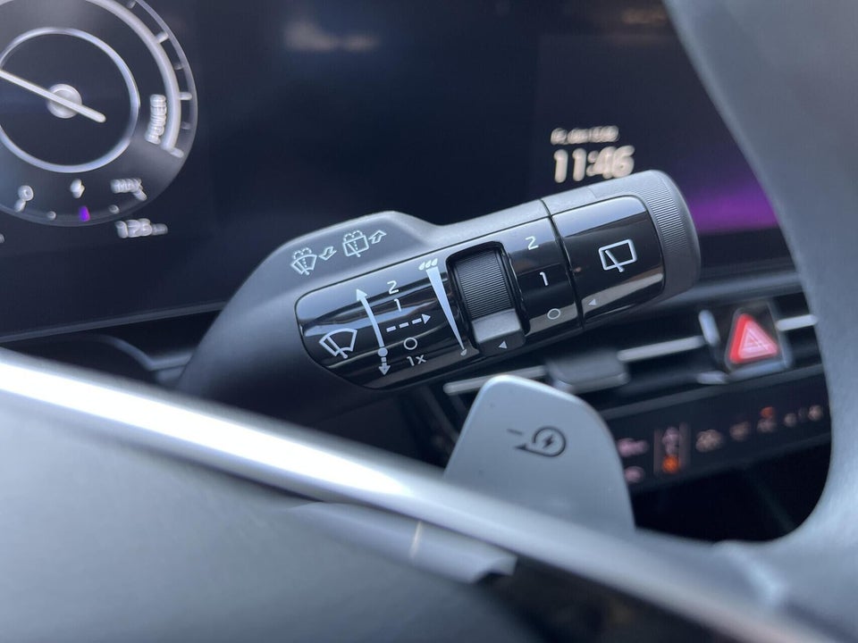 Kia Niro 64 EV Access 5d