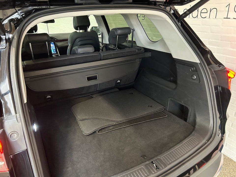 Maxus Euniq6 70  5d