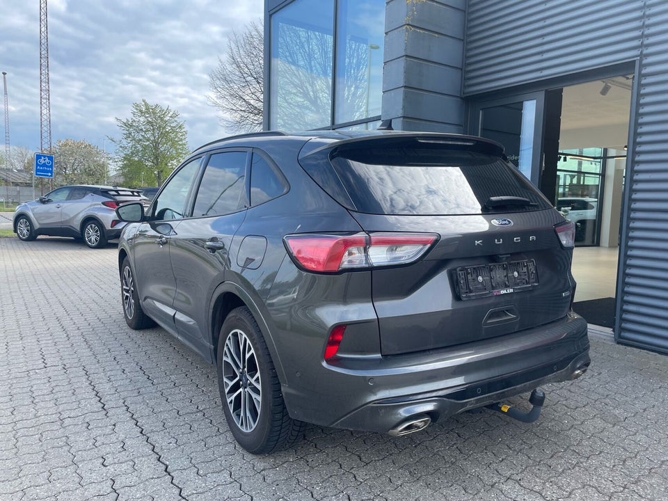 Ford Kuga 2,5 PHEV ST-Line X CVT 5d