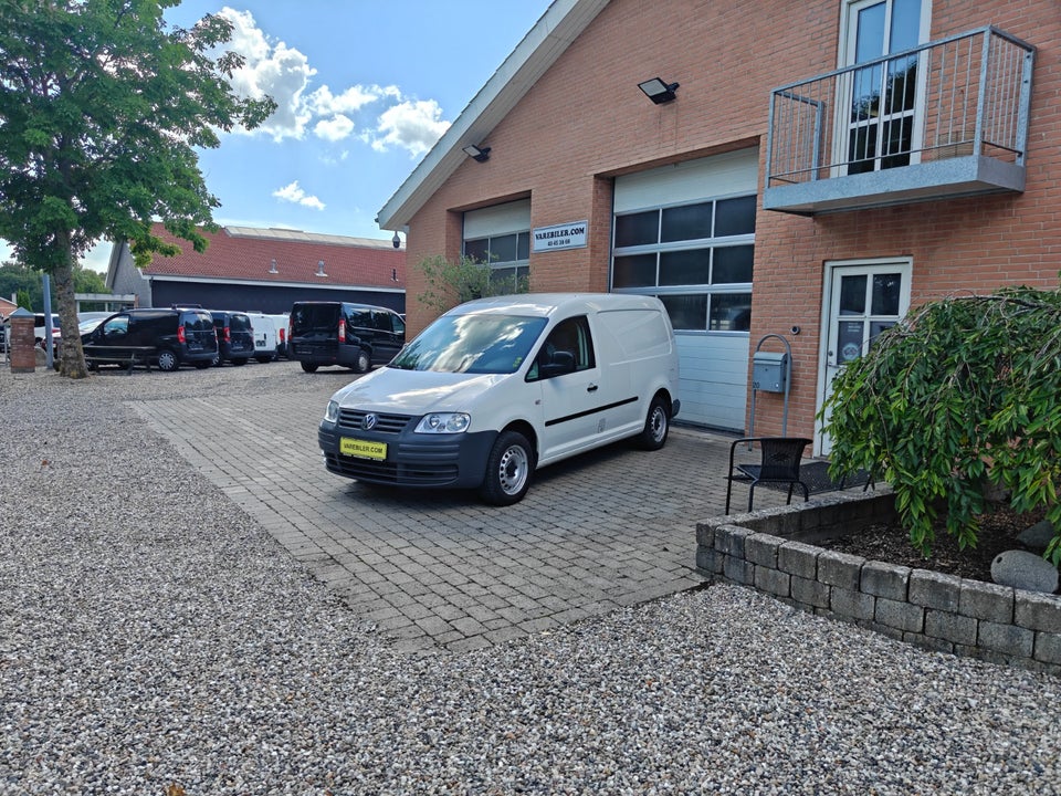 VW Caddy Maxi 1,6 TDi 102 Comfortline BMT Van 4d