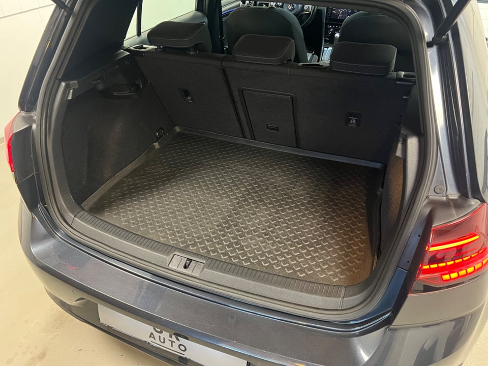 VW Golf VII 1,4 GTE DSG 5d