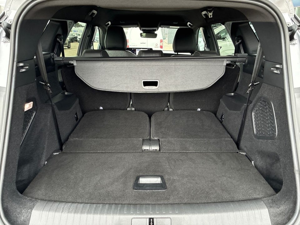 Peugeot e-5008 77 Allure 7prs 5d