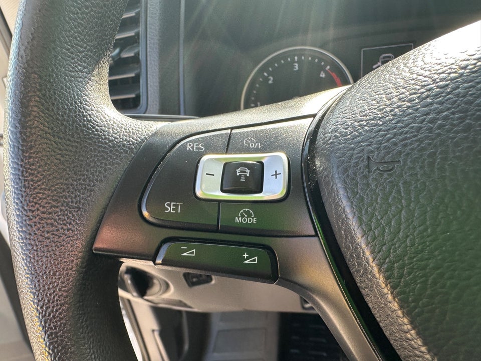 VW Crafter 35 2,0 TDi 177 Kassevogn L3H2 aut.