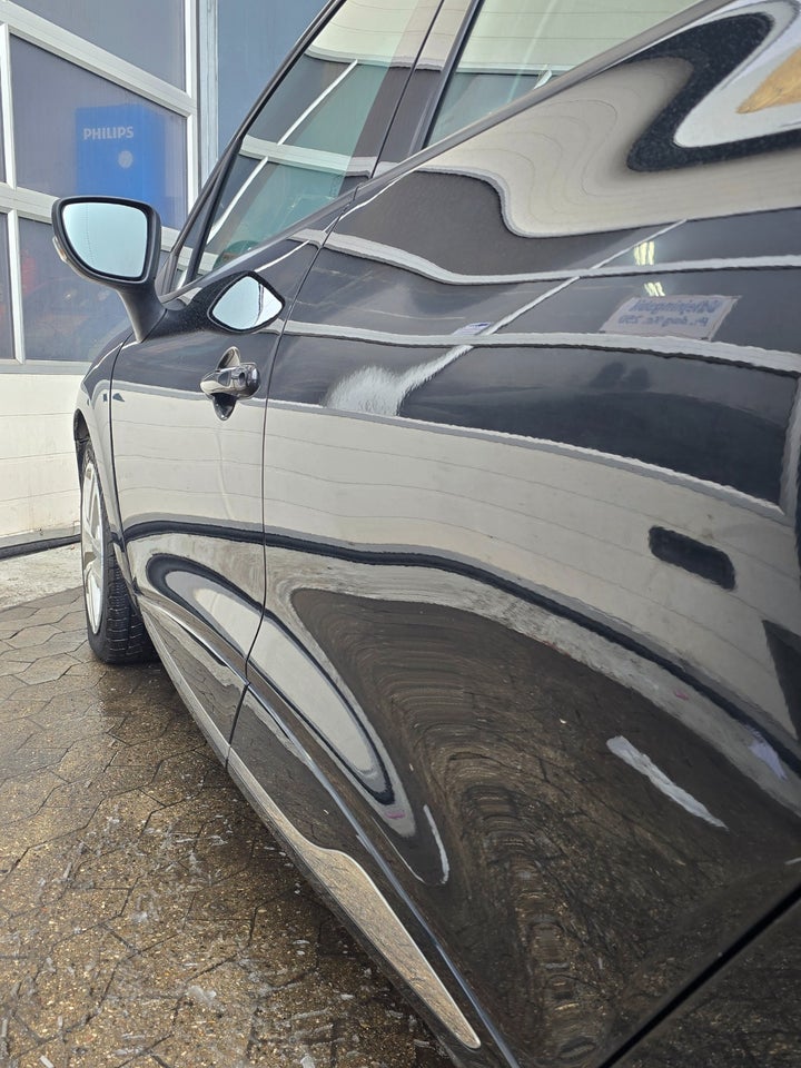 Renault Clio IV 0,9 TCe 90 Expression Sport Tourer 5d