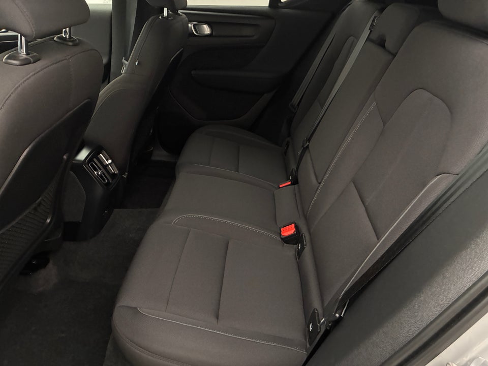 Volvo XC40 ReCharge Extended Range Core 5d