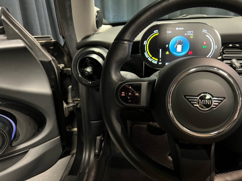 MINI Cooper SE Edition Premium Plus 3d