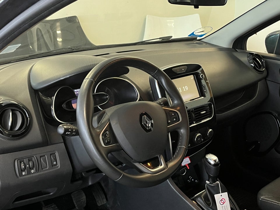 Renault Clio IV 1,5 dCi 90 Zen Sport Tourer 5d