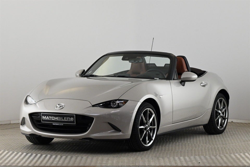 Mazda MX-5 2,0 SkyActiv-G 184 Roadster Kazari 2d
