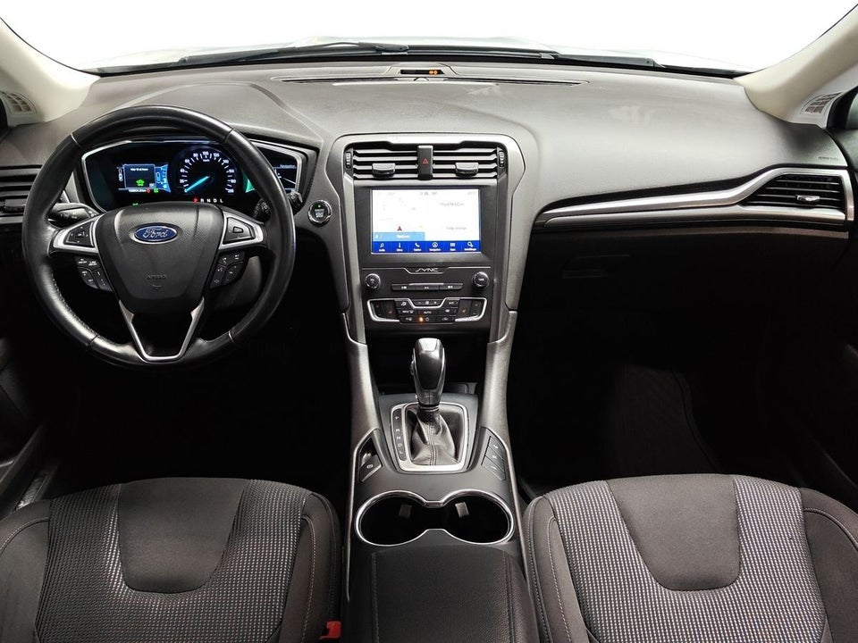 Ford Mondeo 2,0 HEV Titanium stc. CVT 5d