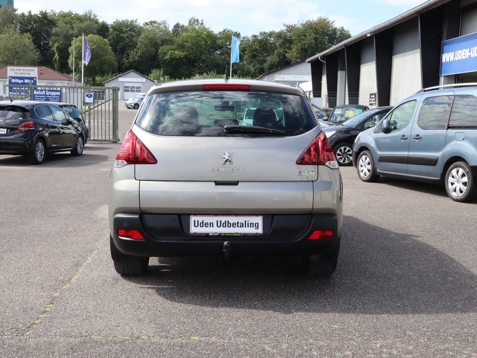 Peugeot 3008 1,6 HDi 114 Premium 5d