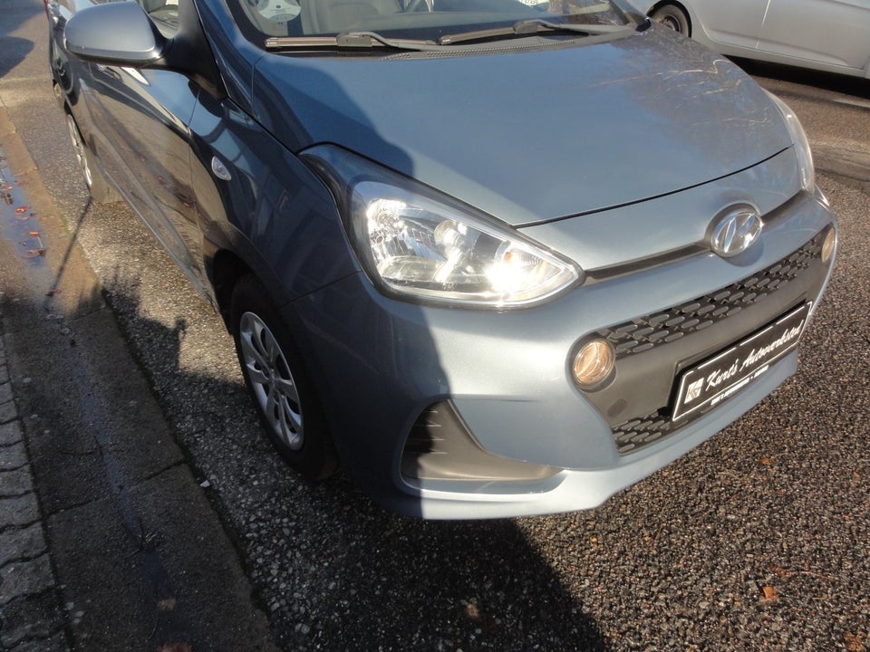 Hyundai i10 1,0 Touch 5d