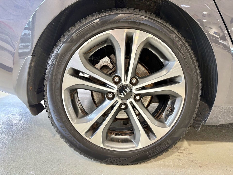 Kia Ceed 1,6 CRDi 136 GT-Line Limited SW 5d