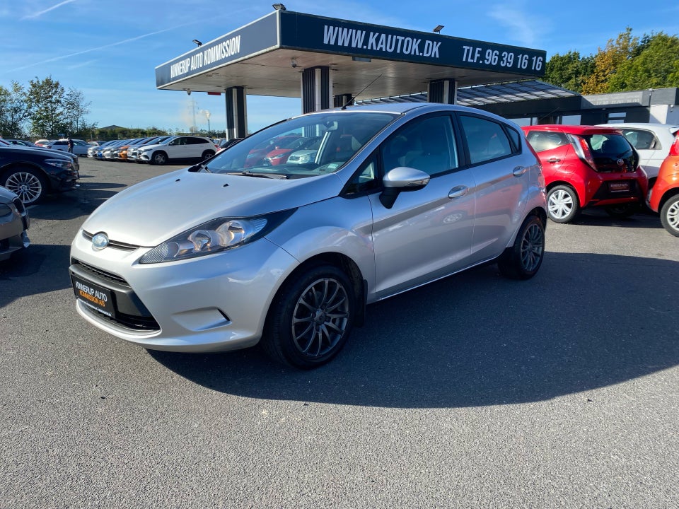 Ford Fiesta 1,25 82 Trend 3d