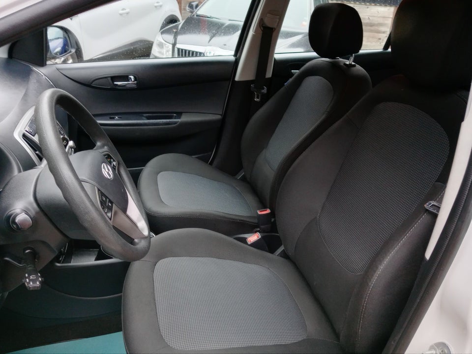 Hyundai i20 1,25 Comfort 5d