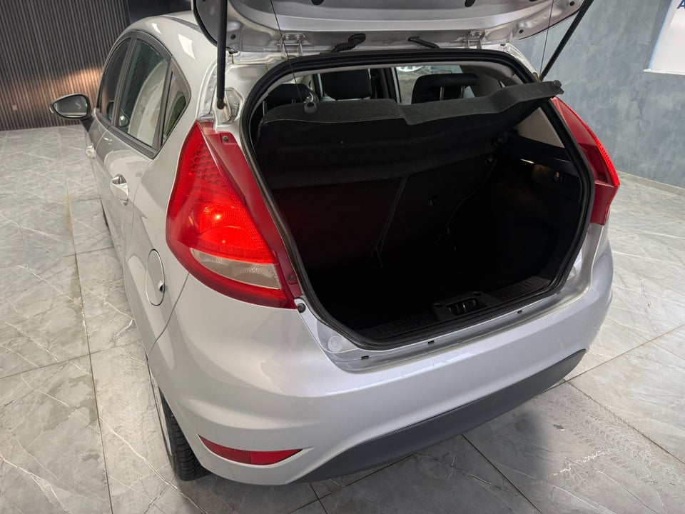 Ford Fiesta 1,6 TDCi 95 ECO 5d