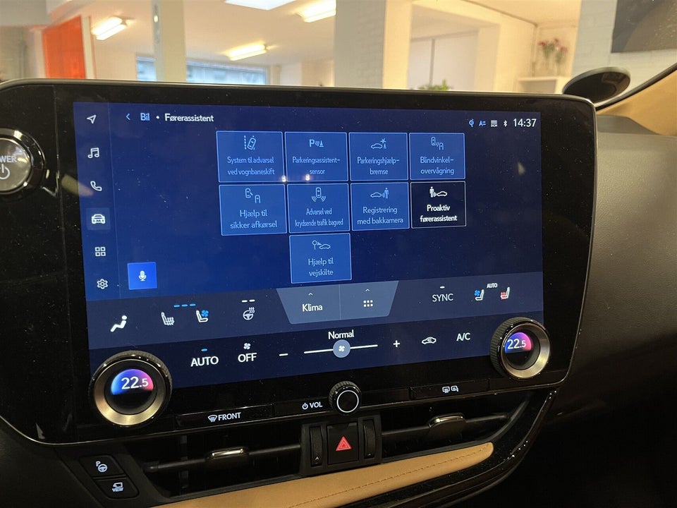 Lexus NX450h+ 2,5 Luxury aut. AWD 5d