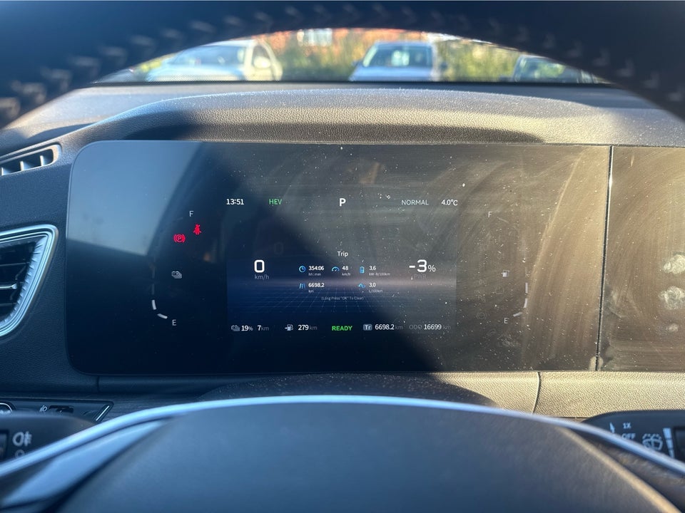 Navor E5 1,5 PHEV Rock 5d