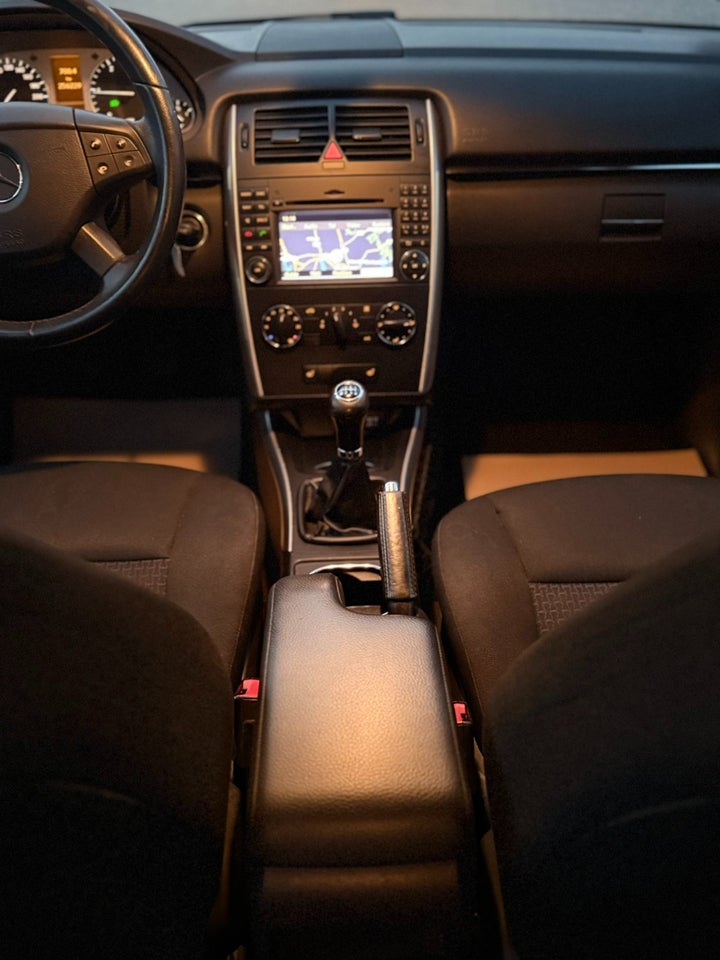 Mercedes B200 2,0 CDi 5d