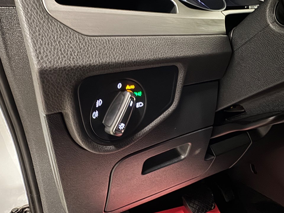 VW Touran 1,5 TSi 150 Comfortline 7prs 5d