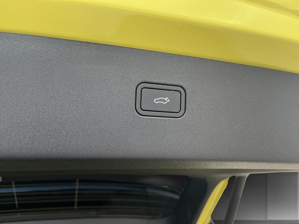 Volvo EX30 Extended Range Ultra 5d