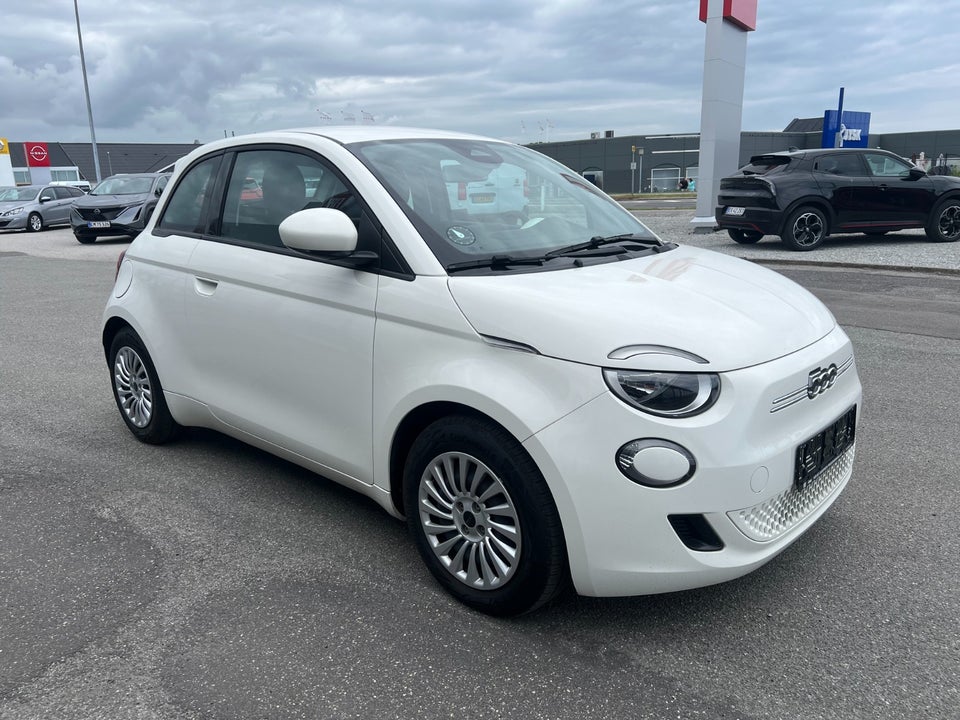 Fiat 500e 42 Icon 3d