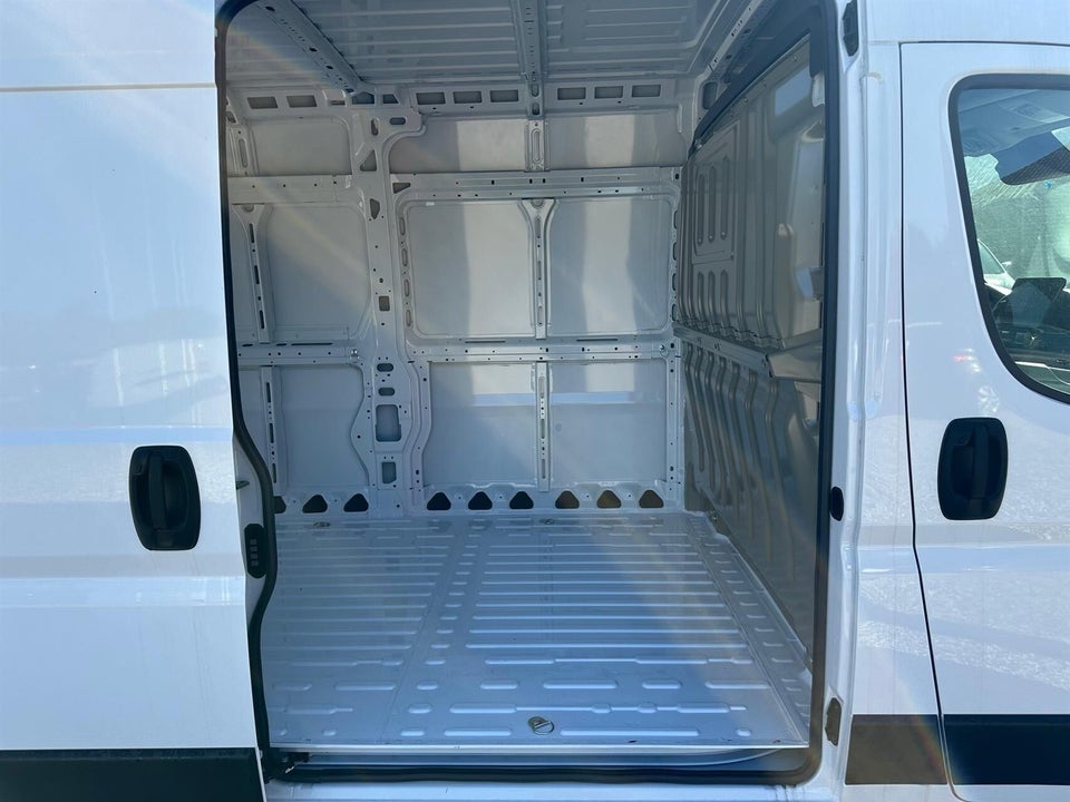 Citroën Jumper 33 2,2 BlueHDi 140 L3H2 MasterLine