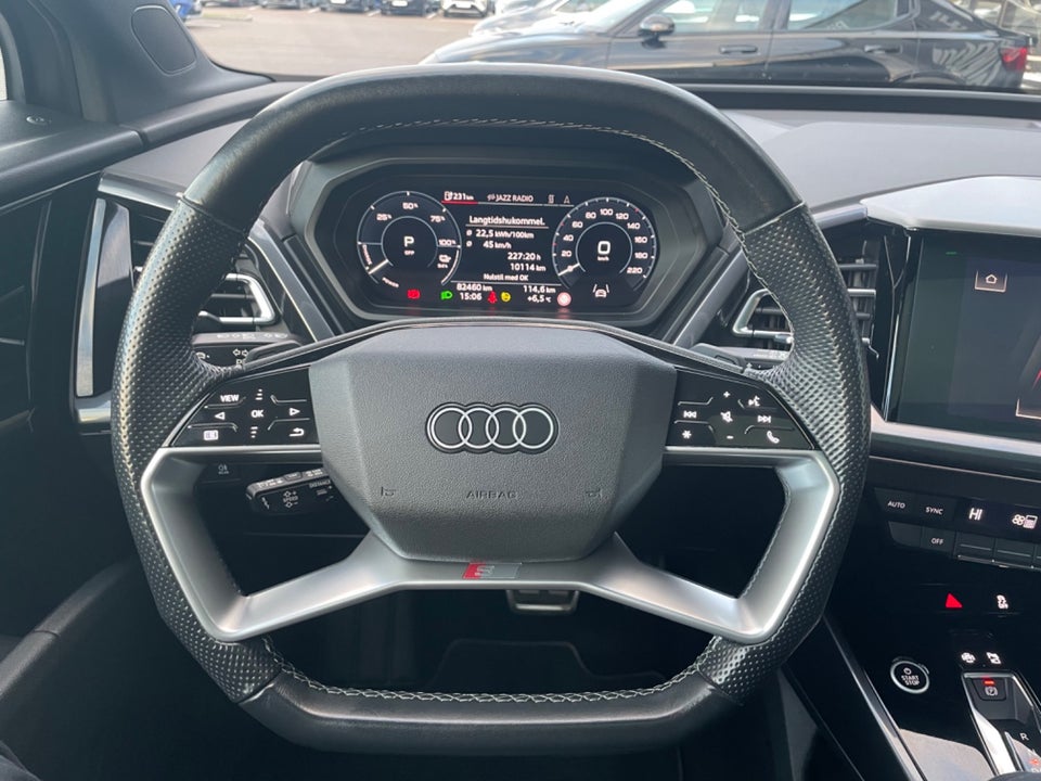Audi Q4 e-tron 40 S-line 5d