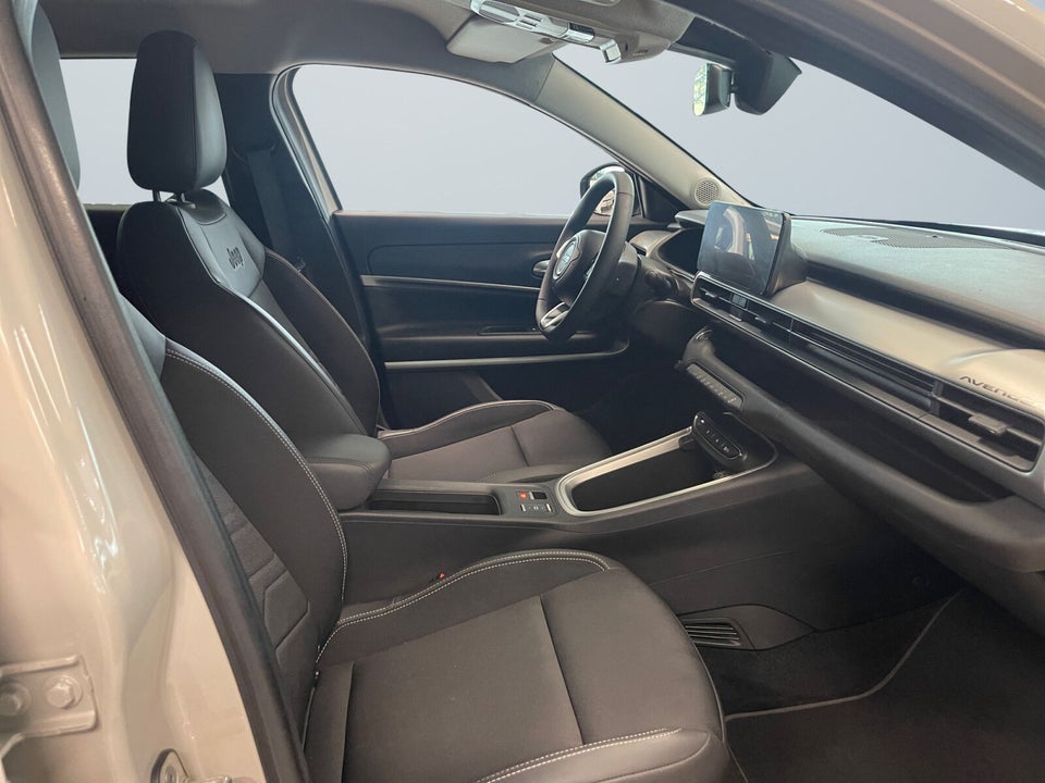 Jeep Avenger 54 Summit 5d