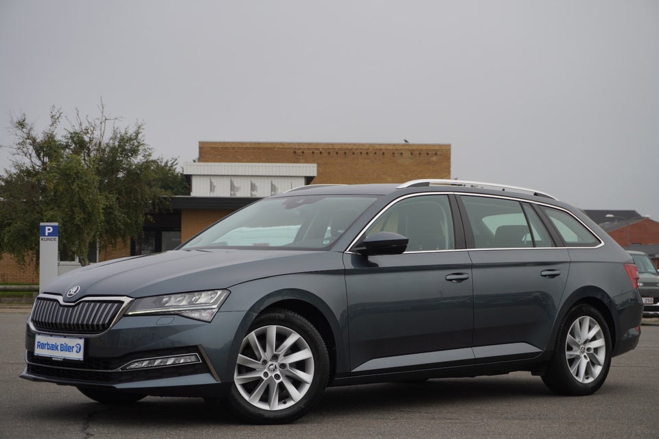 Skoda Superb 1,4 TSi iV Plus Combi DSG 5d