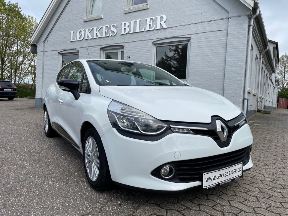 Renault Clio IV 0,9 TCe 90 Expression Navi Style 5d