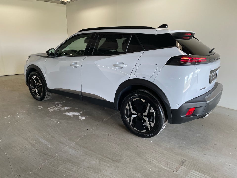 Peugeot 2008 1,2 PureTech 130 Allure EAT8 5d