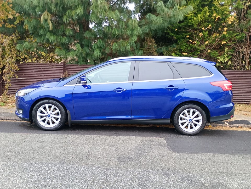 Ford Focus 1,0 SCTi 125 Titanium stc. 5d