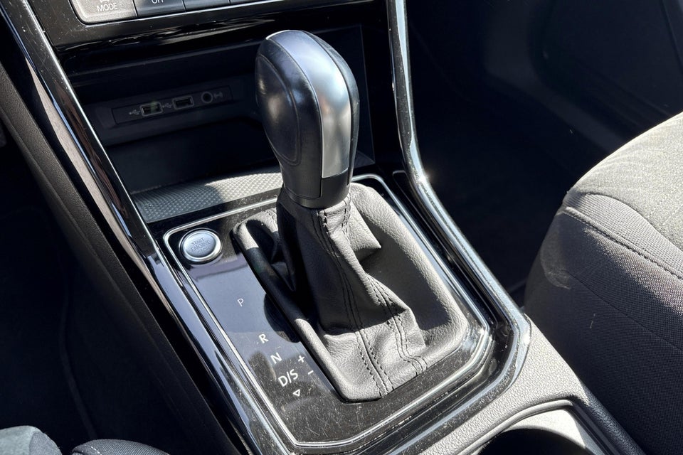 VW Touran 1,5 TSi 150 Highline Family DSG 7prs 5d