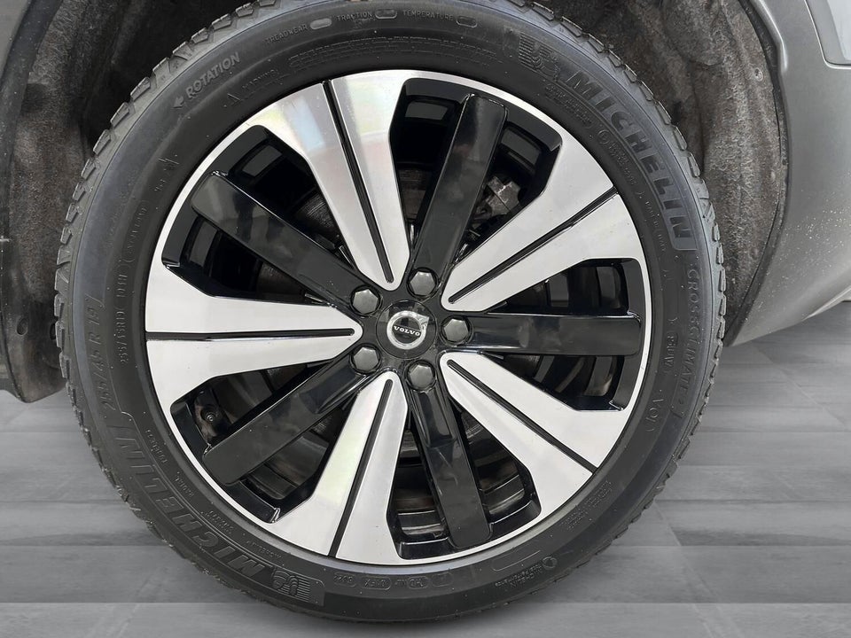 Volvo XC40 P8 ReCharge Twin Plus 5d
