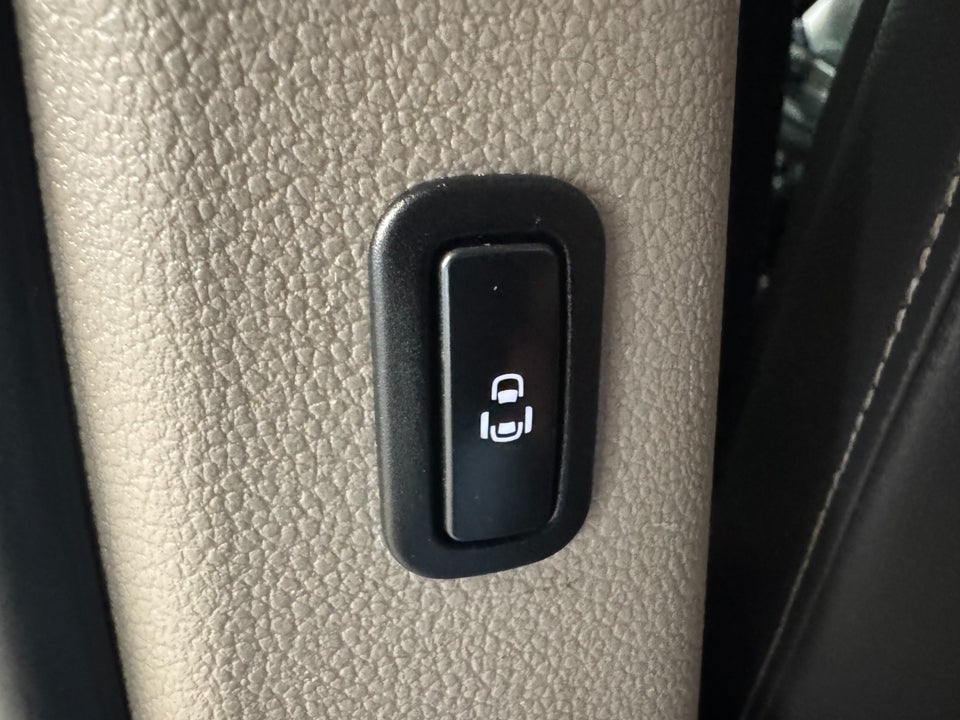 VW Multivan 1,4 eHybrid Style DSG kort