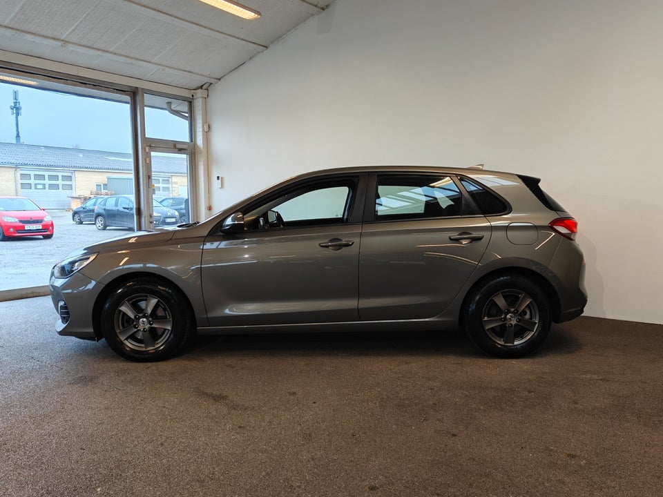 Hyundai i30 1,0 T-GDi Life 5d