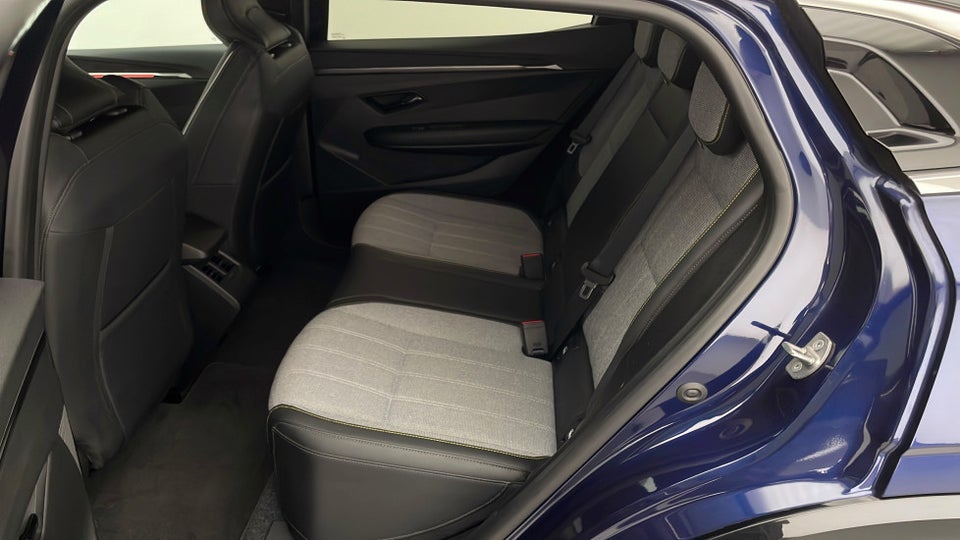 Renault Megane E-Tech 60 Techno 5d