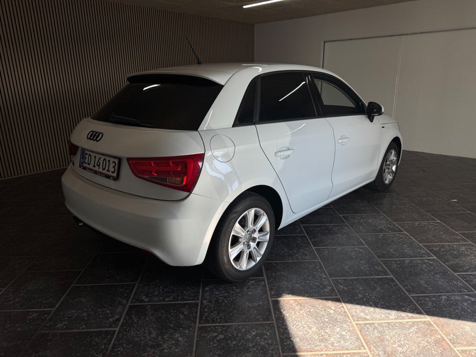 Audi A1 1,4 TFSi 122 Ambition Sportback 5d