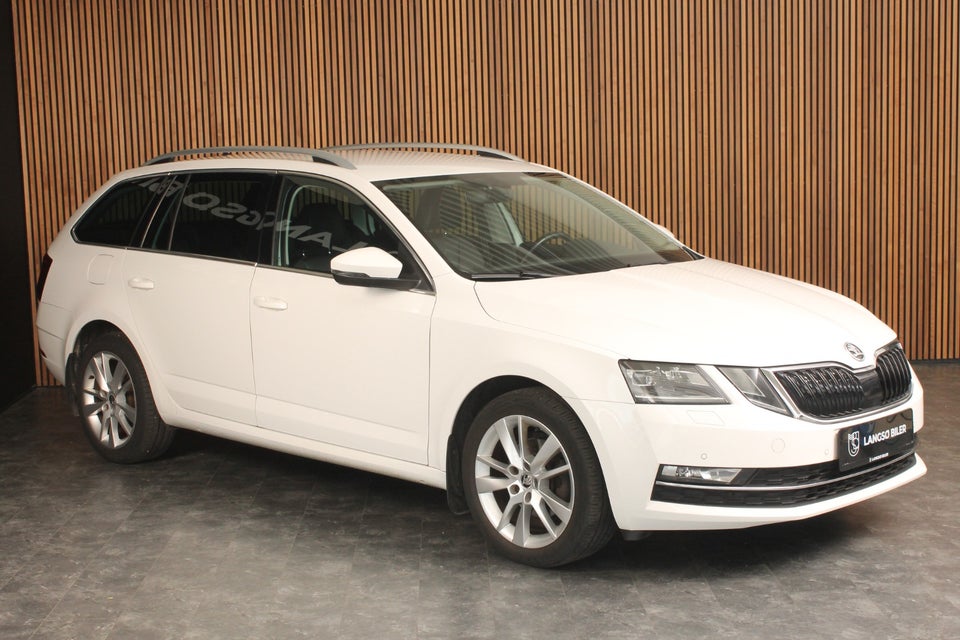 Skoda Octavia 2,0 TDi 150 Style Combi DSG 5d