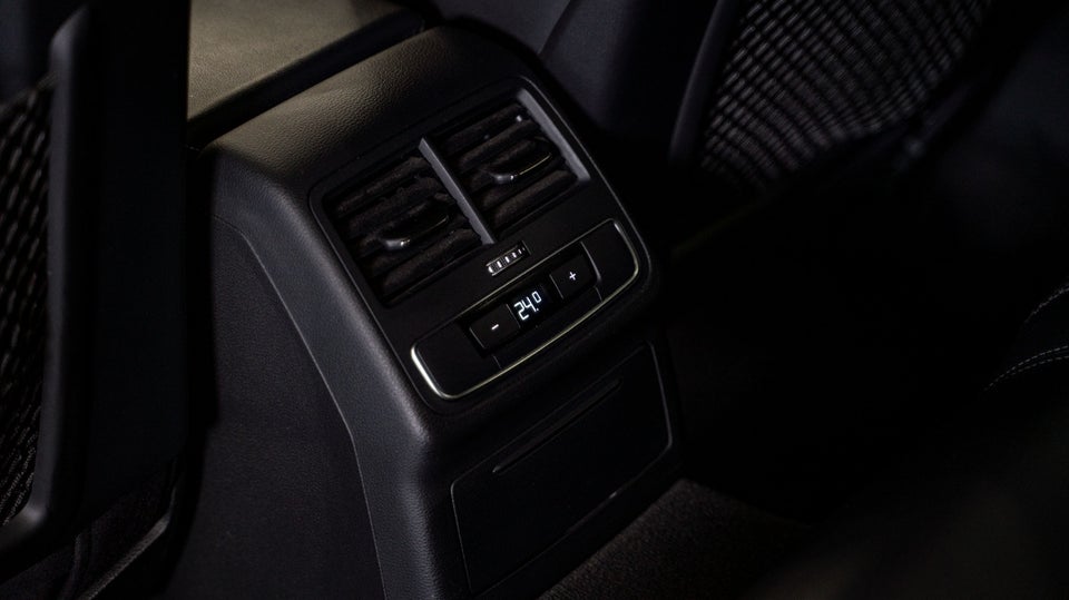 Audi A4 3,0 TDi 272 quattro Tiptr. 4d