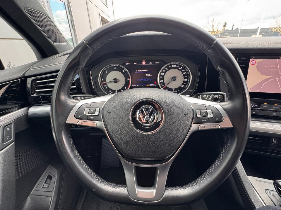 VW Touareg 3,0 TDi 286 aut. 4Motion 5d