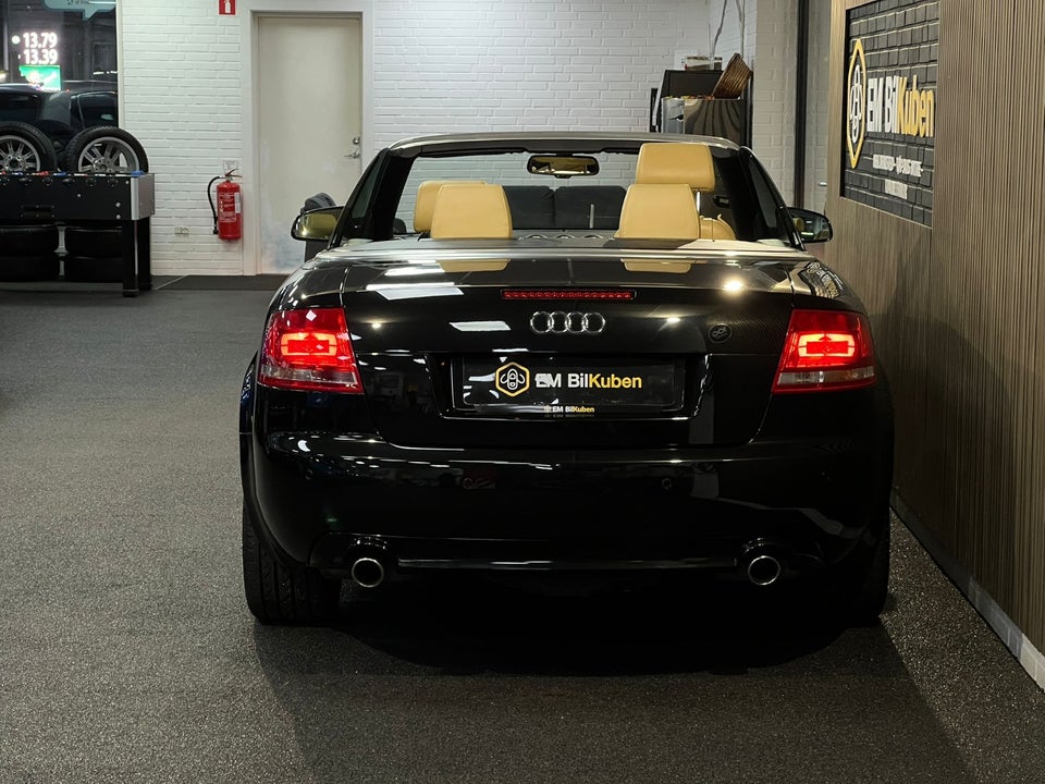 Audi A4 1,8 T 163 Cabriolet Multitr. 2d