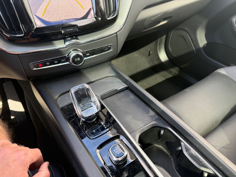 Volvo XC60 2,0 T6 ReCharge Black Edition aut. AWD 5d