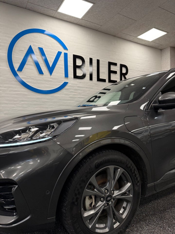 Ford Kuga 2,5 PHEV ST-Line X CVT 5d