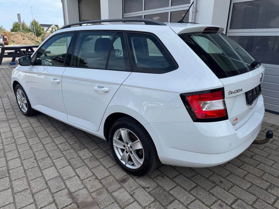 Skoda Fabia 1,0 TSi 110 Ambition Combi DSG 5d
