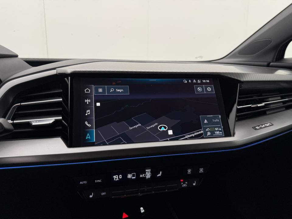 Audi Q4 e-tron 40  5d